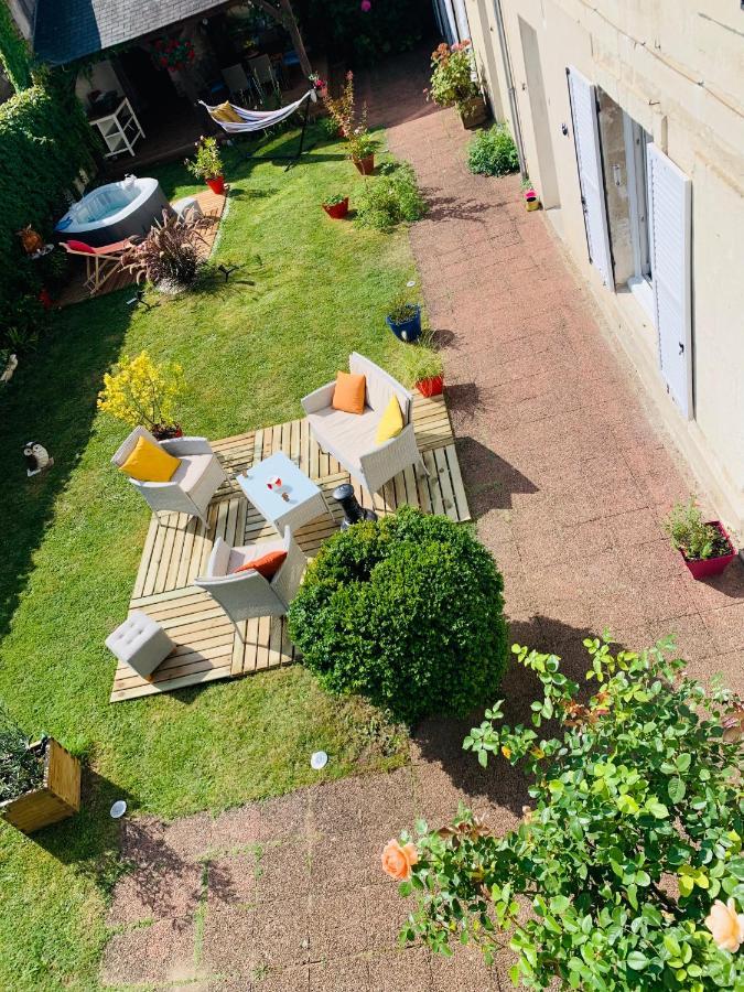 Les Tourterelles Hotell Vendôme Exteriör bild