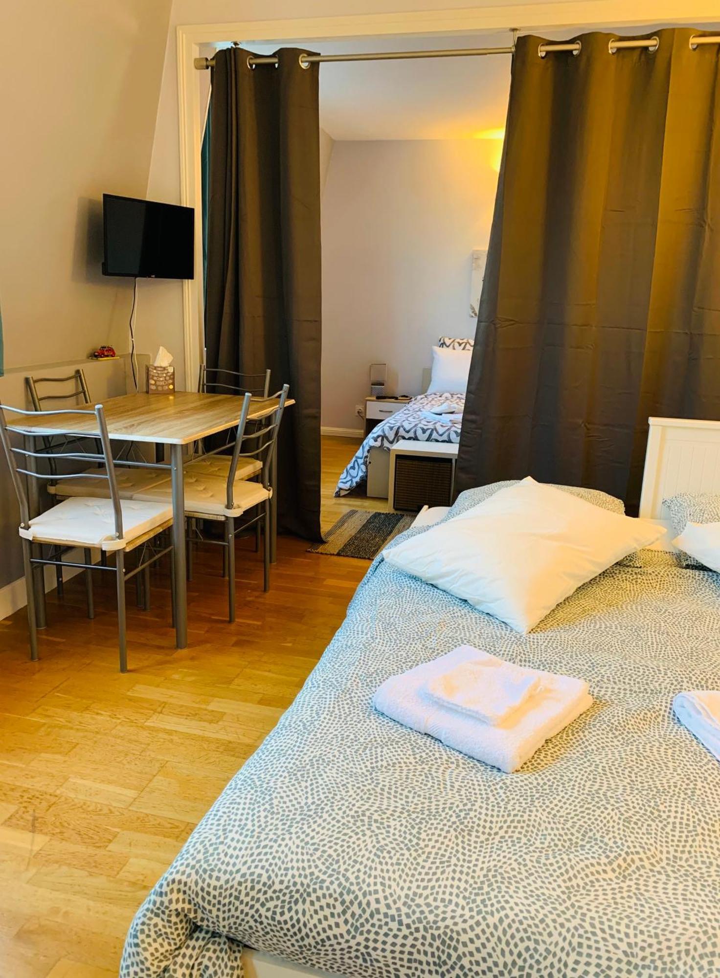 Les Tourterelles Hotell Vendôme Rum bild